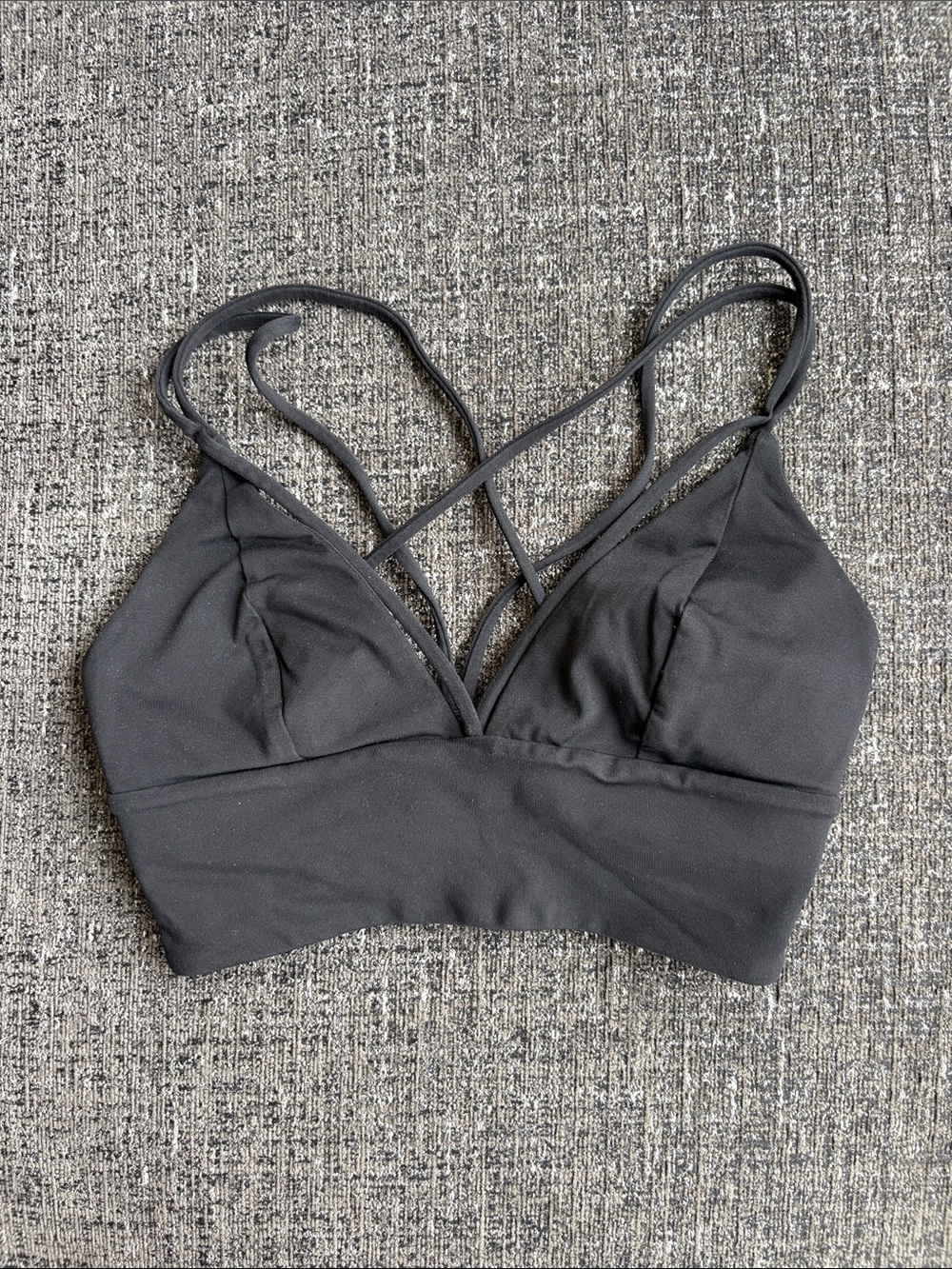 Lululemon Pushing Limits Bra in Black Size 2